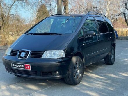 Сеат Альхамбра 2002 у Києві на Automoto.ua Чорний Сеат Альхамбра, об'ємом двигуна 1.9 л та пробігом 281 тис. км за 4190 $, фото 1 на Automoto.ua