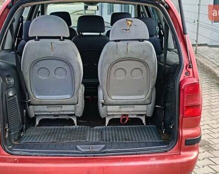 Красный Сеат Альхамбра, объемом двигателя 1.9 л и пробегом 357 тыс. км за 3599 $, фото 4 на Automoto.ua