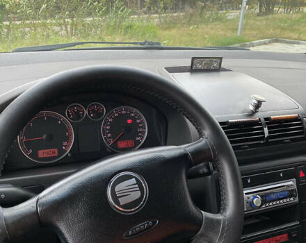 Сеат Альхамбра, объемом двигателя 1.9 л и пробегом 301 тыс. км за 5000 $, фото 12 на Automoto.ua