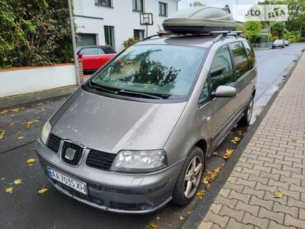 Сеат Альхамбра, об'ємом двигуна 2 л та пробігом 290 тис. км за 4200 $, фото 1 на Automoto.ua