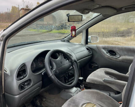 Сірий Сеат Альхамбра, об'ємом двигуна 1.98 л та пробігом 498 тис. км за 2400 $, фото 10 на Automoto.ua