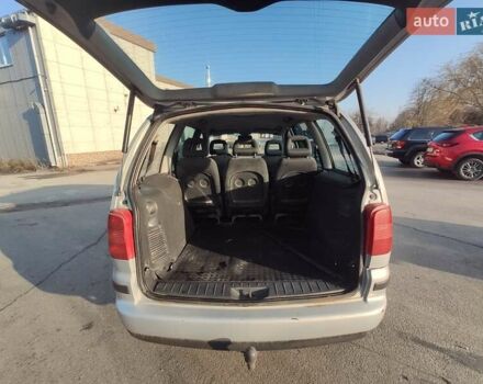 Серый Сеат Альхамбра, объемом двигателя 1.9 л и пробегом 284 тыс. км за 3900 $, фото 4 на Automoto.ua