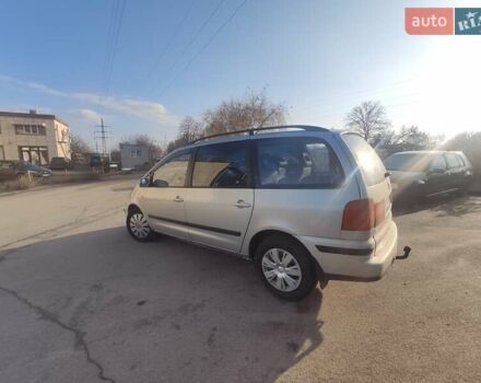 Серый Сеат Альхамбра, объемом двигателя 1.9 л и пробегом 284 тыс. км за 3900 $, фото 1 на Automoto.ua