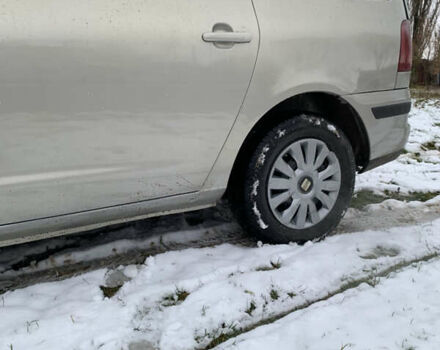 Серый Сеат Альхамбра, объемом двигателя 1.9 л и пробегом 362 тыс. км за 3400 $, фото 4 на Automoto.ua