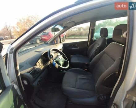 Серый Сеат Альхамбра, объемом двигателя 1.9 л и пробегом 284 тыс. км за 3900 $, фото 5 на Automoto.ua