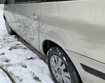 Серый Сеат Альхамбра, объемом двигателя 1.9 л и пробегом 362 тыс. км за 3400 $, фото 2 на Automoto.ua