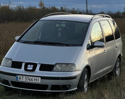 Серый Сеат Альхамбра, объемом двигателя 1.9 л и пробегом 330 тыс. км за 5600 $, фото 1 на Automoto.ua
