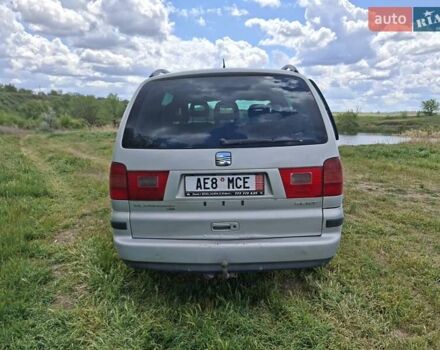 Серый Сеат Альхамбра, объемом двигателя 1.9 л и пробегом 500 тыс. км за 4786 $, фото 3 на Automoto.ua