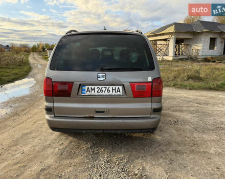 Сеат Альхамбра 2005 в Житомире на Automoto.ua Серый Сеат Альхамбра, объемом двигателя 1.9 л и пробегом 378 тыс. км за 4800 $, фото 4 на Automoto.ua