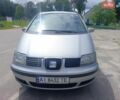Серый Сеат Альхамбра, объемом двигателя 1.9 л и пробегом 300 тыс. км за 2400 $, фото 1 на Automoto.ua