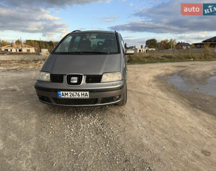 Сеат Альхамбра 2005 в Житомире на Automoto.ua Серый Сеат Альхамбра, объемом двигателя 1.9 л и пробегом 378 тыс. км за 4800 $, фото 3 на Automoto.ua