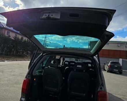 Серый Сеат Альхамбра, объемом двигателя 2 л и пробегом 297 тыс. км за 7500 $, фото 9 на Automoto.ua