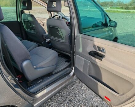 Серый Сеат Альхамбра, объемом двигателя 2 л и пробегом 280 тыс. км за 5600 $, фото 12 на Automoto.ua