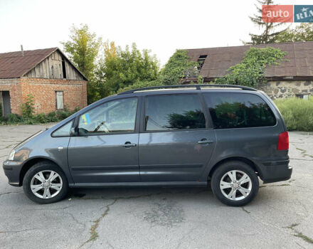 Серый Сеат Альхамбра, объемом двигателя 2 л и пробегом 267 тыс. км за 6300 $, фото 6 на Automoto.ua