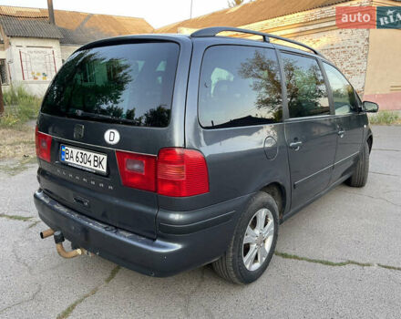 Серый Сеат Альхамбра, объемом двигателя 2 л и пробегом 267 тыс. км за 6300 $, фото 3 на Automoto.ua