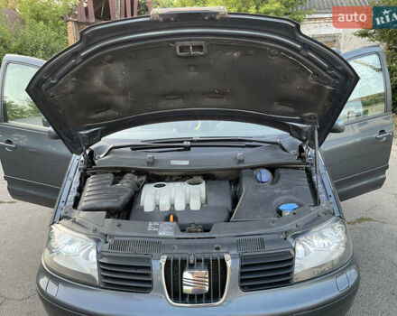 Серый Сеат Альхамбра, объемом двигателя 2 л и пробегом 267 тыс. км за 6300 $, фото 33 на Automoto.ua