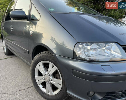 Серый Сеат Альхамбра, объемом двигателя 2 л и пробегом 267 тыс. км за 6300 $, фото 14 на Automoto.ua