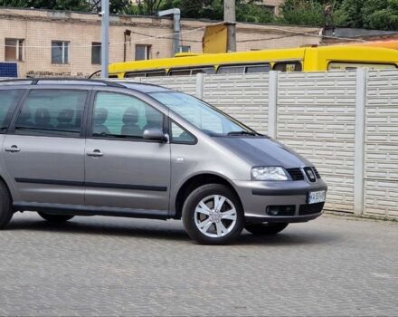 Серый Сеат Альхамбра, объемом двигателя 1.8 л и пробегом 158 тыс. км за 7600 $, фото 1 на Automoto.ua