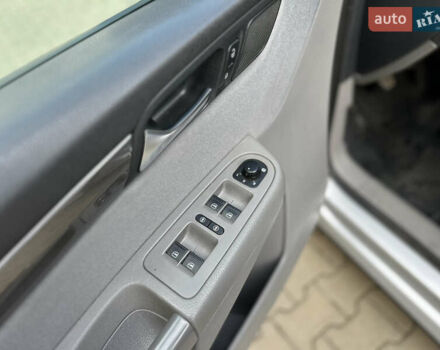 Серый Сеат Альхамбра, объемом двигателя 2 л и пробегом 385 тыс. км за 8599 $, фото 18 на Automoto.ua