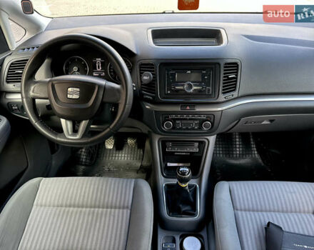 Серый Сеат Альхамбра, объемом двигателя 2 л и пробегом 385 тыс. км за 8599 $, фото 26 на Automoto.ua