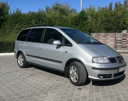 Серый Сеат Альхамбра, объемом двигателя 2 л и пробегом 220 тыс. км за 7999 $, фото 4 на Automoto.ua