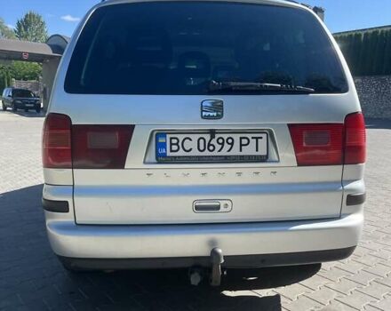 Серый Сеат Альхамбра, объемом двигателя 2 л и пробегом 220 тыс. км за 7999 $, фото 6 на Automoto.ua