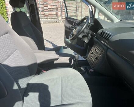 Серый Сеат Альхамбра, объемом двигателя 2 л и пробегом 220 тыс. км за 7999 $, фото 14 на Automoto.ua