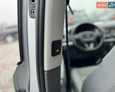 Серый Сеат Альхамбра, объемом двигателя 2 л и пробегом 240 тыс. км за 12300 $, фото 33 на Automoto.ua