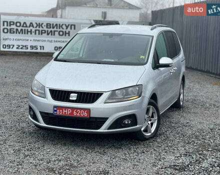 Серый Сеат Альхамбра, объемом двигателя 2 л и пробегом 240 тыс. км за 12300 $, фото 3 на Automoto.ua