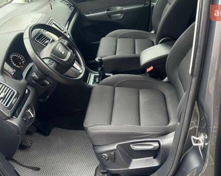 Сірий Сеат Альхамбра, об'ємом двигуна 1.97 л та пробігом 181 тис. км за 13900 $, фото 21 на Automoto.ua