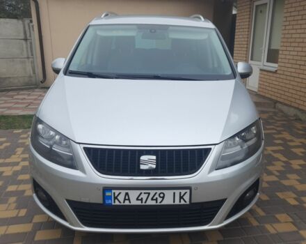 Серый Сеат Альхамбра, объемом двигателя 2 л и пробегом 230 тыс. км за 12800 $, фото 1 на Automoto.ua