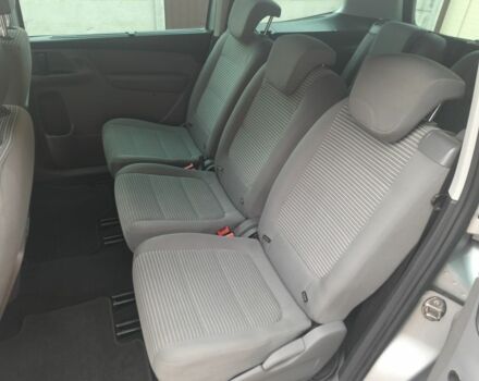 Серый Сеат Альхамбра, объемом двигателя 2 л и пробегом 230 тыс. км за 12800 $, фото 16 на Automoto.ua