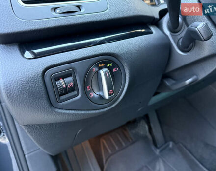 Серый Сеат Альхамбра, объемом двигателя 2 л и пробегом 194 тыс. км за 23858 $, фото 30 на Automoto.ua