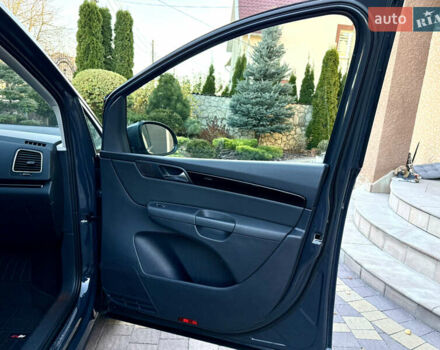 Серый Сеат Альхамбра, объемом двигателя 2 л и пробегом 194 тыс. км за 23858 $, фото 70 на Automoto.ua