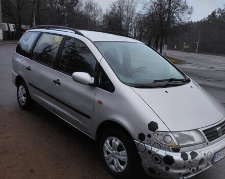 Серый Сеат Альхамбра, объемом двигателя 1.9 л и пробегом 500 тыс. км за 2400 $, фото 3 на Automoto.ua