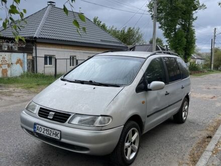 Сеат Альхамбра 1997 в Харькове на Automoto.ua Серый Сеат Альхамбра, объемом двигателя 2 л и пробегом 400 тыс. км за 3000 $, фото 1 на Automoto.ua