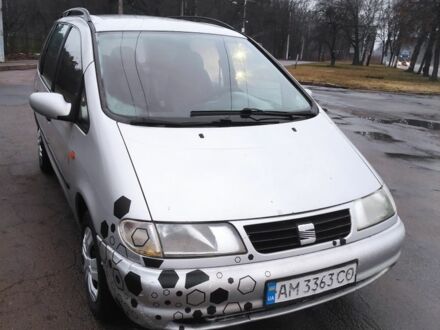 Серый Сеат Альхамбра, объемом двигателя 1.9 л и пробегом 500 тыс. км за 2400 $, фото 1 на Automoto.ua