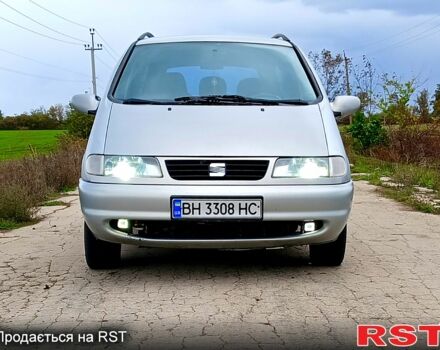 Серый Сеат Альхамбра, объемом двигателя 2 л и пробегом 426 тыс. км за 1999 $, фото 1 на Automoto.ua
