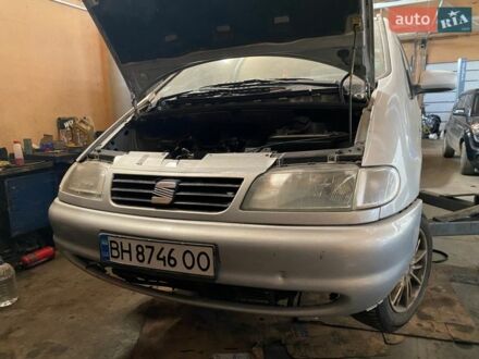 Серый Сеат Альхамбра, объемом двигателя 1.9 л и пробегом 250 тыс. км за 2500 $, фото 1 на Automoto.ua