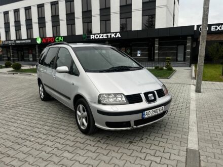 Сеат Альхамбра 2001 у Виноградове на Automoto.ua Сірий Сеат Альхамбра, об'ємом двигуна 1.9 л та пробігом 325 тис. км за 4000 $, фото 1 на Automoto.ua