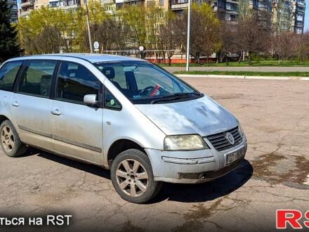 Сеат Альхамбра 2003 в Краматорске на Automoto.ua Серый Сеат Альхамбра, объемом двигателя 1.9 л и пробегом 287 тыс. км за 2000 $, фото 1 на Automoto.ua