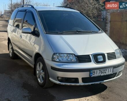 Серый Сеат Альхамбра, объемом двигателя 2 л и пробегом 304 тыс. км за 4200 $, фото 1 на Automoto.ua