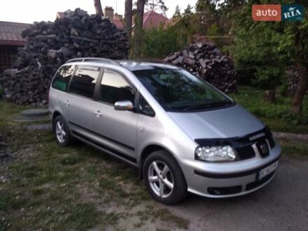 Сеат Альхамбра 2009 у Львові на Automoto.ua Сірий Сеат Альхамбра, об'ємом двигуна 1.97 л та пробігом 242 тис. км за 7500 $, фото 1 на Automoto.ua