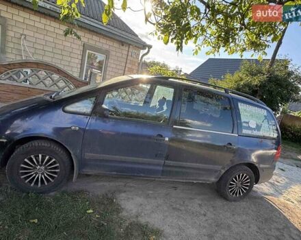 Сеат Альхамбра 2000 в Черкассах на Automoto.ua Синий Сеат Альхамбра, объемом двигателя 2 л и пробегом 503 тыс. км за 2200 $, фото 7 на Automoto.ua