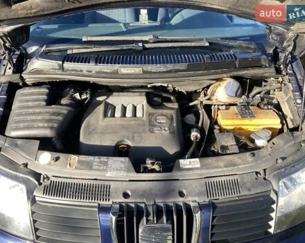 Синий Сеат Альхамбра, объемом двигателя 1.98 л и пробегом 253 тыс. км за 3300 $, фото 19 на Automoto.ua