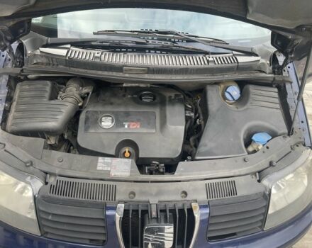 Сеат Альхамбра 2003 в Львове на Automoto.ua Синий Сеат Альхамбра, объемом двигателя 1.9 л и пробегом 300 тыс. км за 1900 $, фото 7 на Automoto.ua