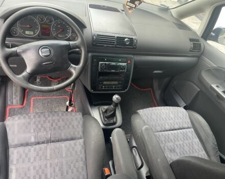 Сеат Альхамбра 2003 в Львове на Automoto.ua Синий Сеат Альхамбра, объемом двигателя 1.9 л и пробегом 300 тыс. км за 1900 $, фото 6 на Automoto.ua