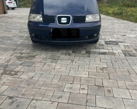 Синий Сеат Альхамбра, объемом двигателя 1.9 л и пробегом 300 тыс. км за 2150 $, фото 1 на Automoto.ua