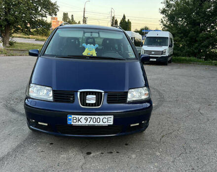 Сеат Альхамбра 2006 в Ровно на Automoto.ua Синий Сеат Альхамбра, объемом двигателя 1.97 л и пробегом 256 тыс. км за 5800 $, фото 1 на Automoto.ua