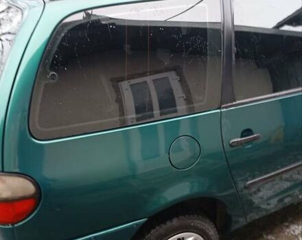 Зеленый Сеат Альхамбра, объемом двигателя 1.9 л и пробегом 327 тыс. км за 2800 $, фото 12 на Automoto.ua